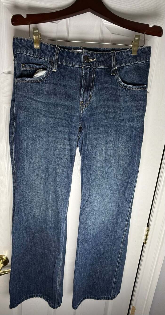 Hollister Low-Rise Baggy Jeans Size 8R Dark Wash Denim